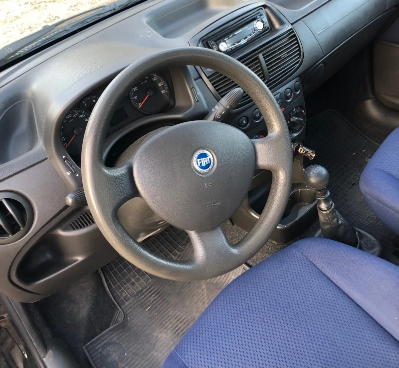 Fiat Punto 1.2 i, снимка 7 - Автомобили и джипове - 38550203