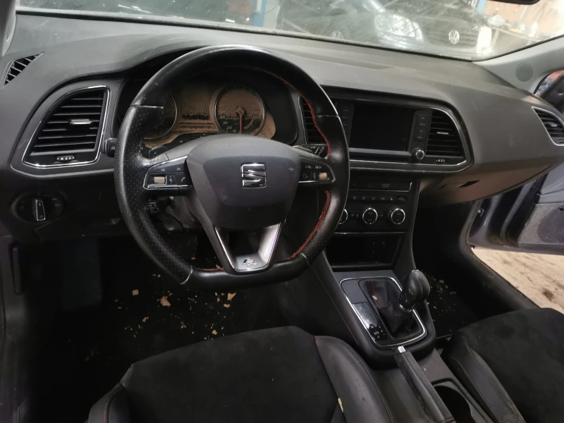 Seat Leon, снимка 8 - Автомобили и джипове - 44506639