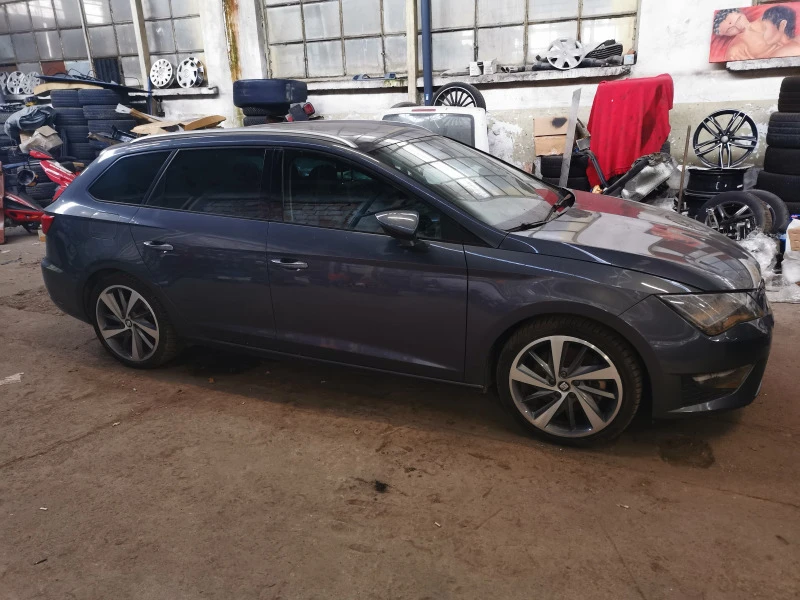 Seat Leon, снимка 2 - Автомобили и джипове - 44506639