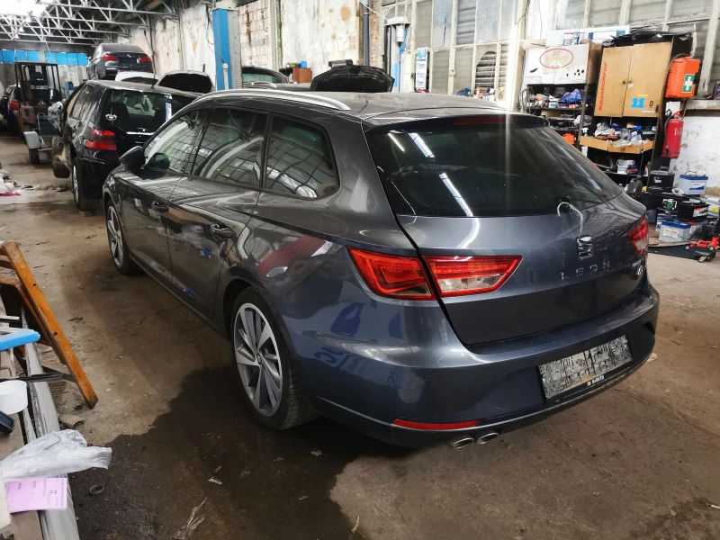 Seat Leon, снимка 5 - Автомобили и джипове - 44506639