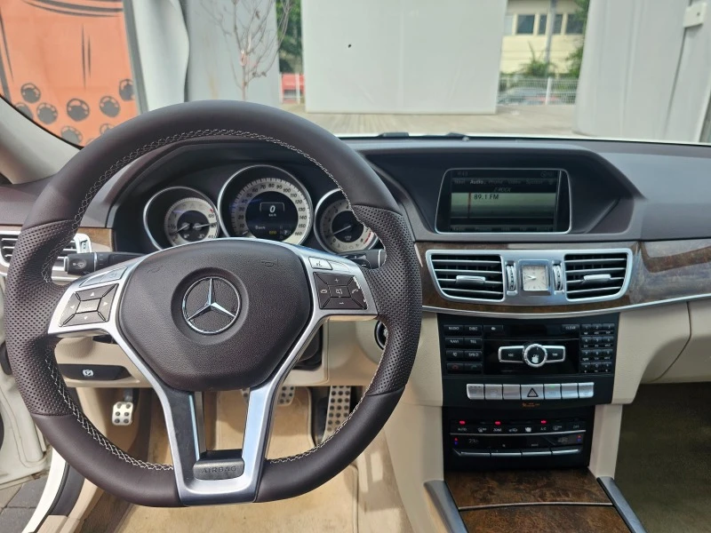 Mercedes-Benz E 350, снимка 10 - Автомобили и джипове - 47606489