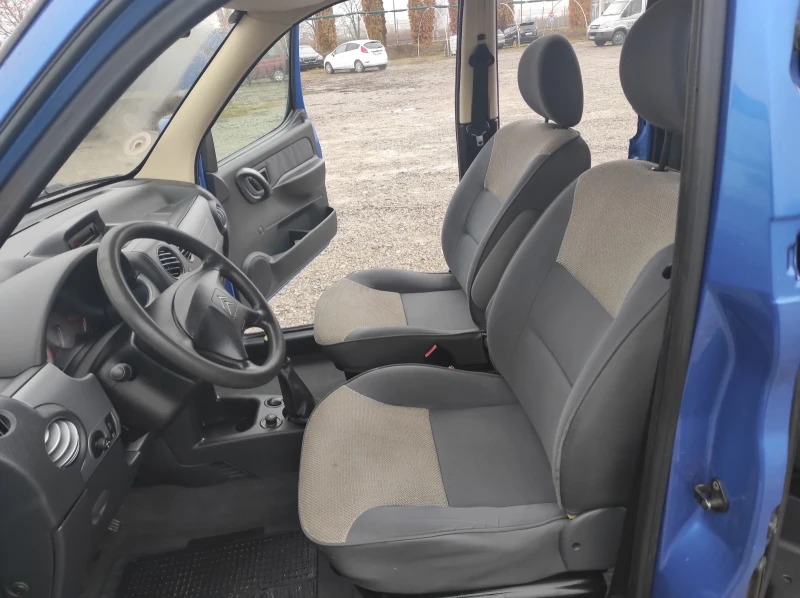 Citroen Berlingo 2.0HDI Климатик Пътник, снимка 7 - Автомобили и джипове - 48269837