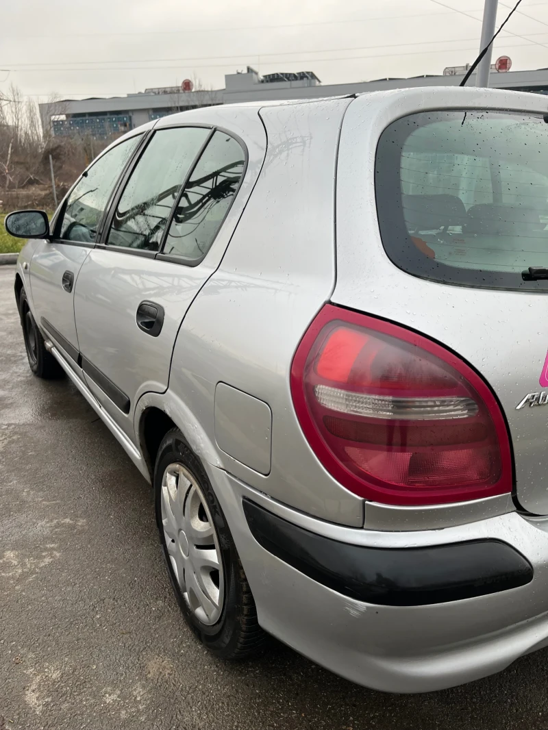 Nissan Almera 1.5i, снимка 4 - Автомобили и джипове - 48310968