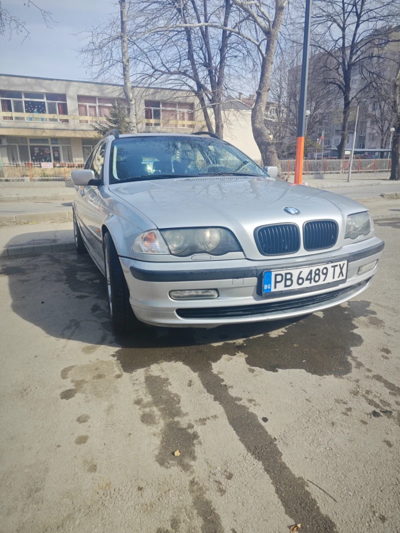 BMW 320, снимка 1 - Автомобили и джипове - 49127591