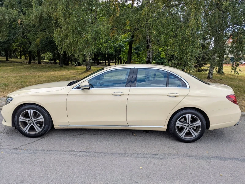 Mercedes-Benz E 200 Седан \ 9G-Tronic, снимка 3 - Автомобили и джипове - 52807209
