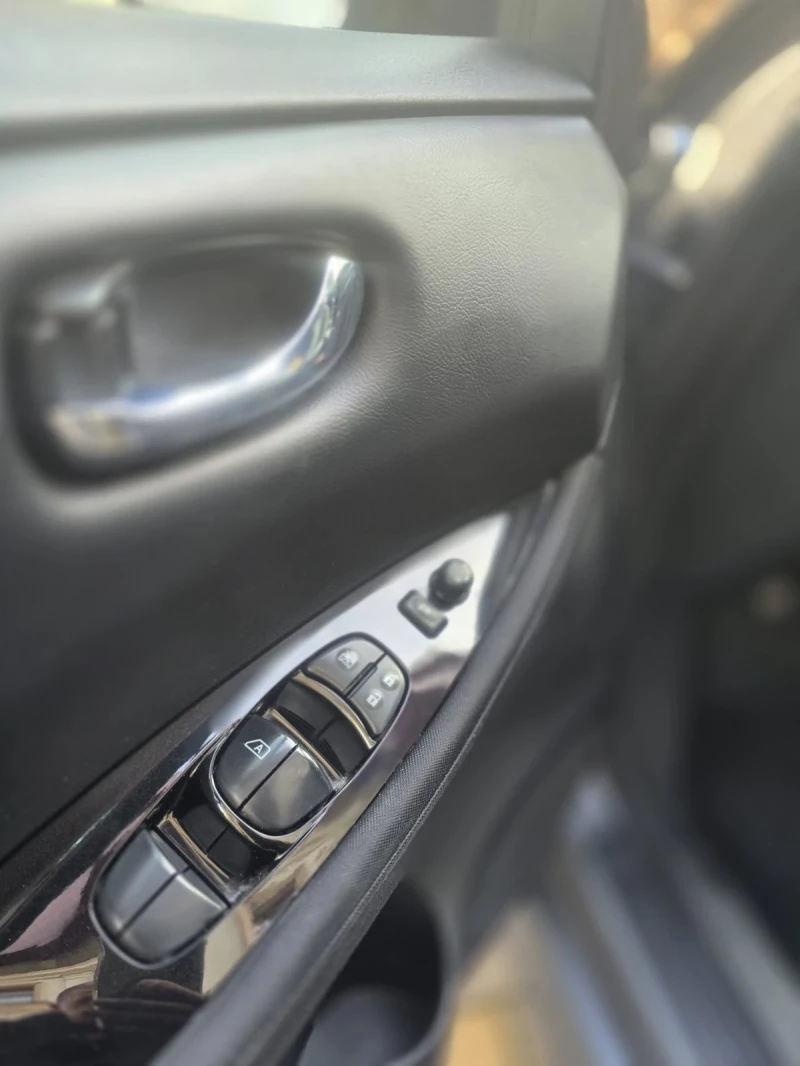 Nissan Leaf , снимка 9 - Автомобили и джипове - 53257306
