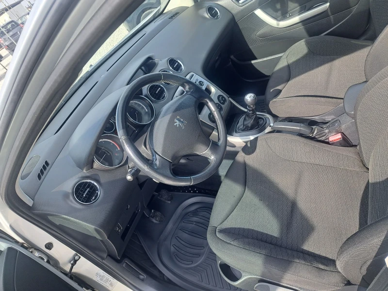 Peugeot 308 1.6 HDI ПАНОРАМА, снимка 8 - Автомобили и джипове - 53473266