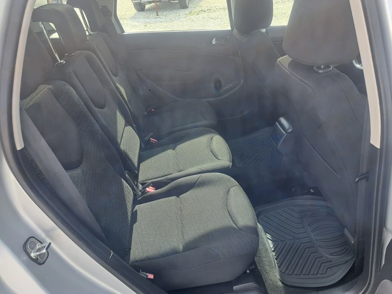 Peugeot 308 1.6 HDI ПАНОРАМА, снимка 10 - Автомобили и джипове - 53473266