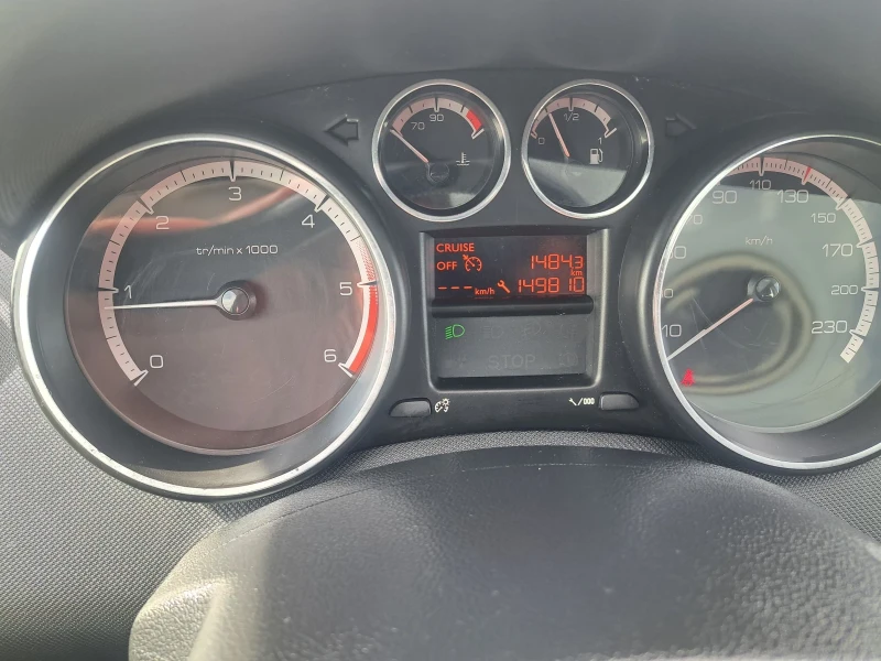 Peugeot 308 1.6 HDI ПАНОРАМА, снимка 15 - Автомобили и джипове - 53473266