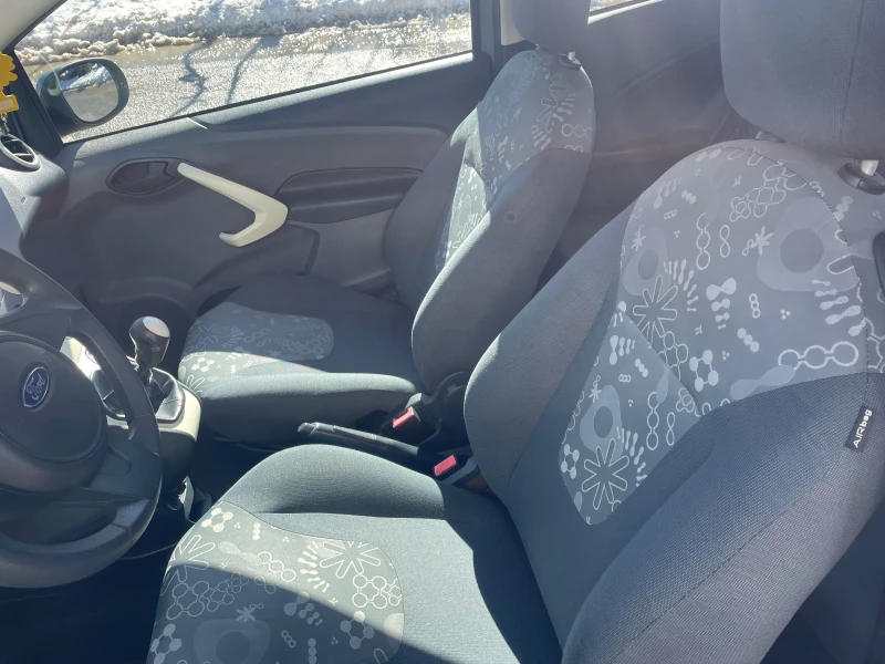 Ford Ka, снимка 12 - Автомобили и джипове - 53527906