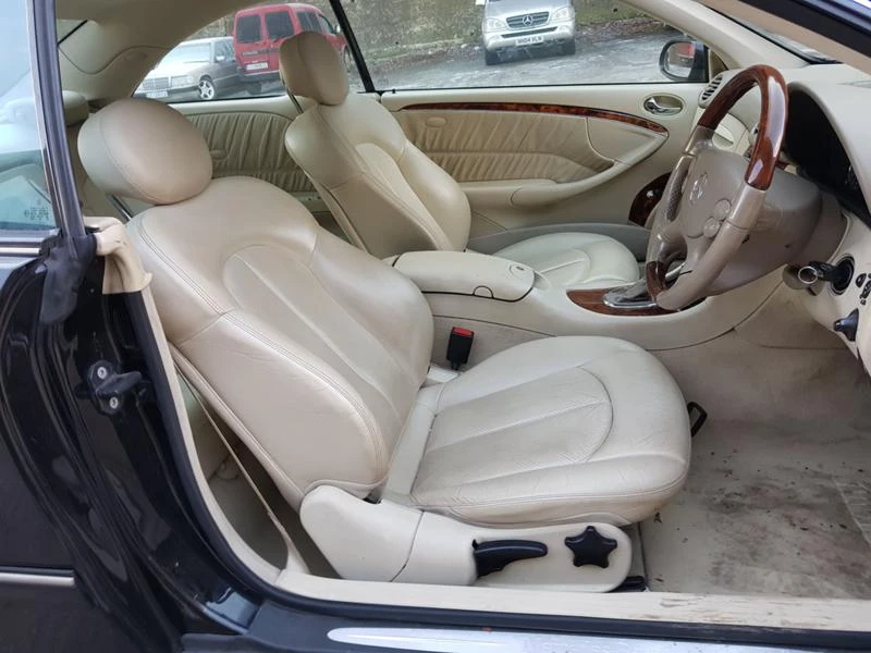 Mercedes-Benz CLK 6бр. 270CDI 220CDI 320CDI 320 бензин, снимка 8 - Автомобили и джипове - 24018202