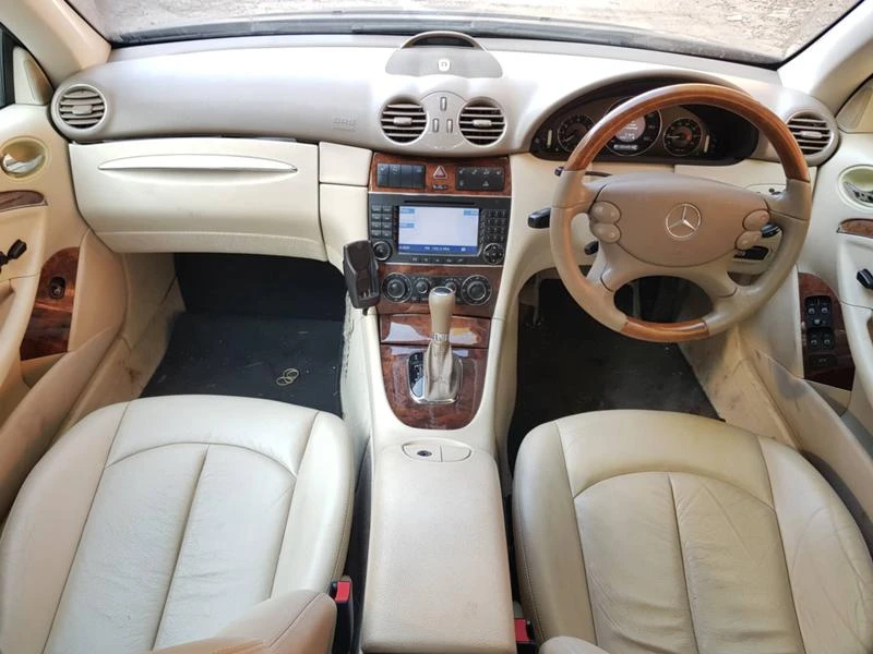 Mercedes-Benz CLK 6бр. 270CDI 220CDI 320CDI 320 бензин, снимка 16 - Автомобили и джипове - 24018202