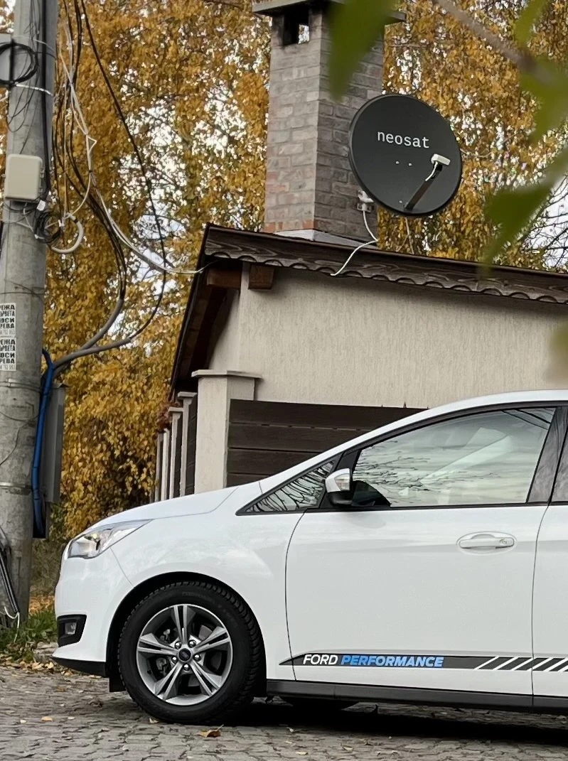 Ford C-max, снимка 7 - Автомобили и джипове - 56011529