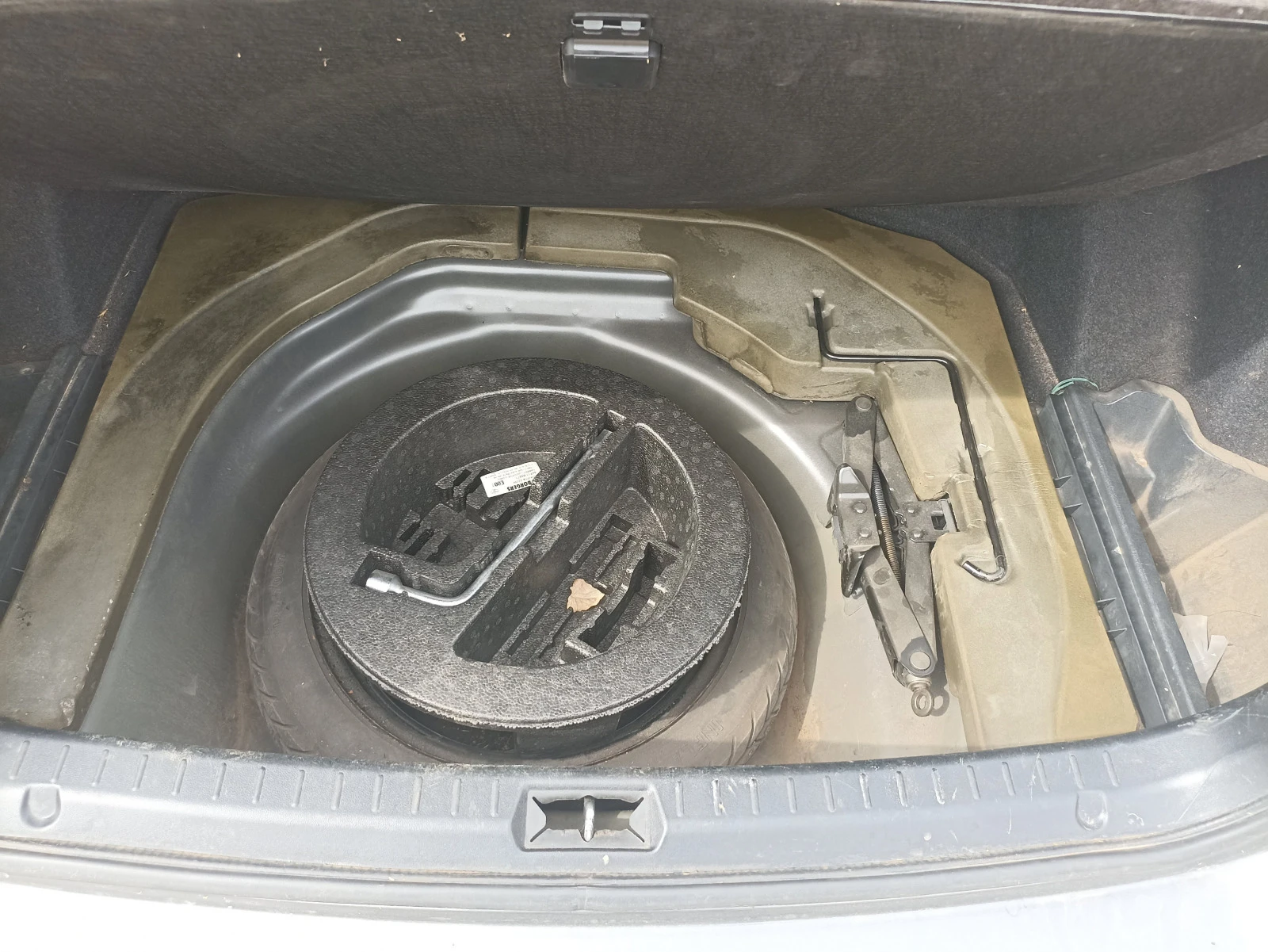 Toyota Avensis 2.0 D4D  | Mobile.bg — изображение 17