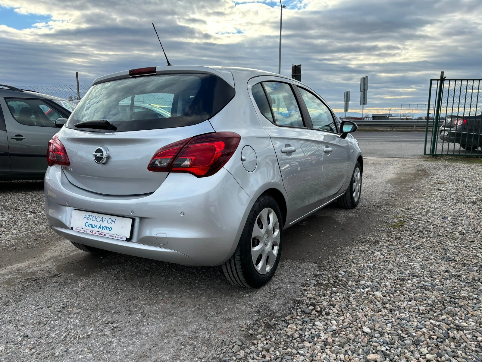 Opel Corsa 1.4 i - изображение 5