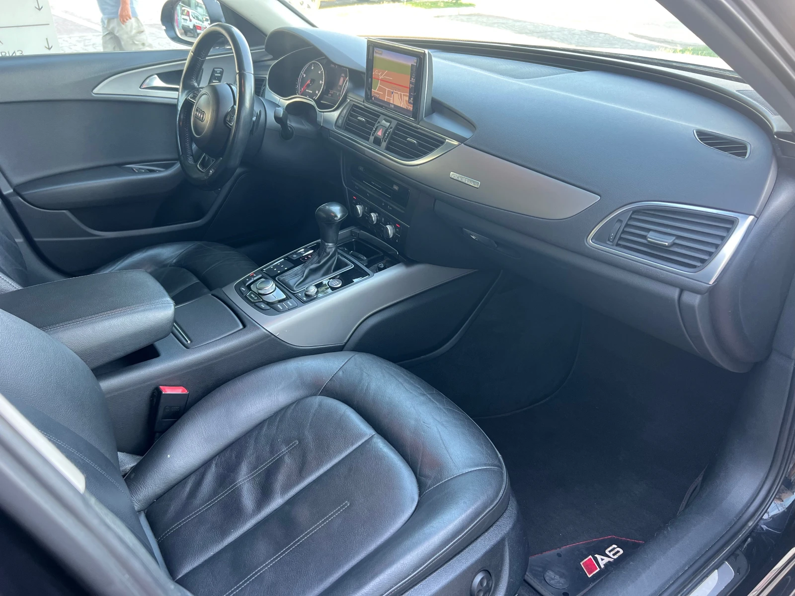 Audi A6 Allroad 3.0 TDI 313к.с 4х4/LED/NAVI/PANORAMA, снимка 13 - Автомобили и джипове - 52901156