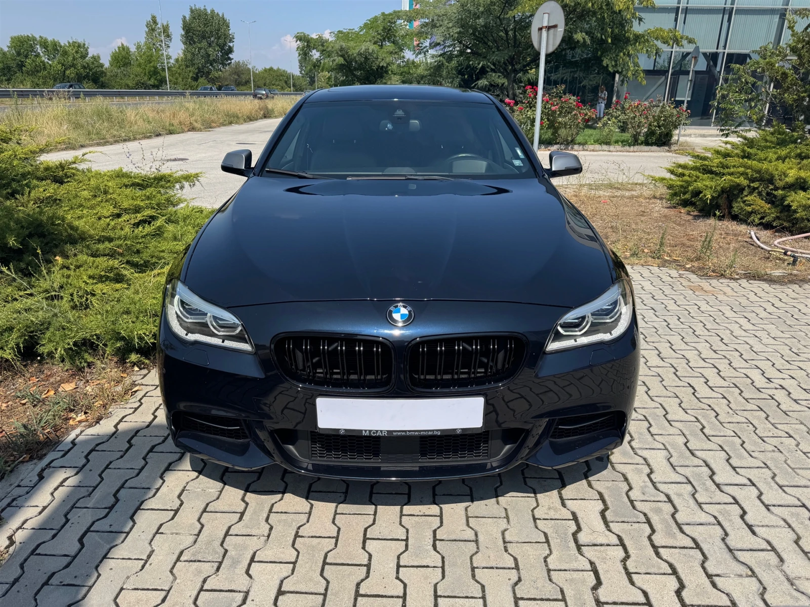 BMW 550 xDrive - изображение 7