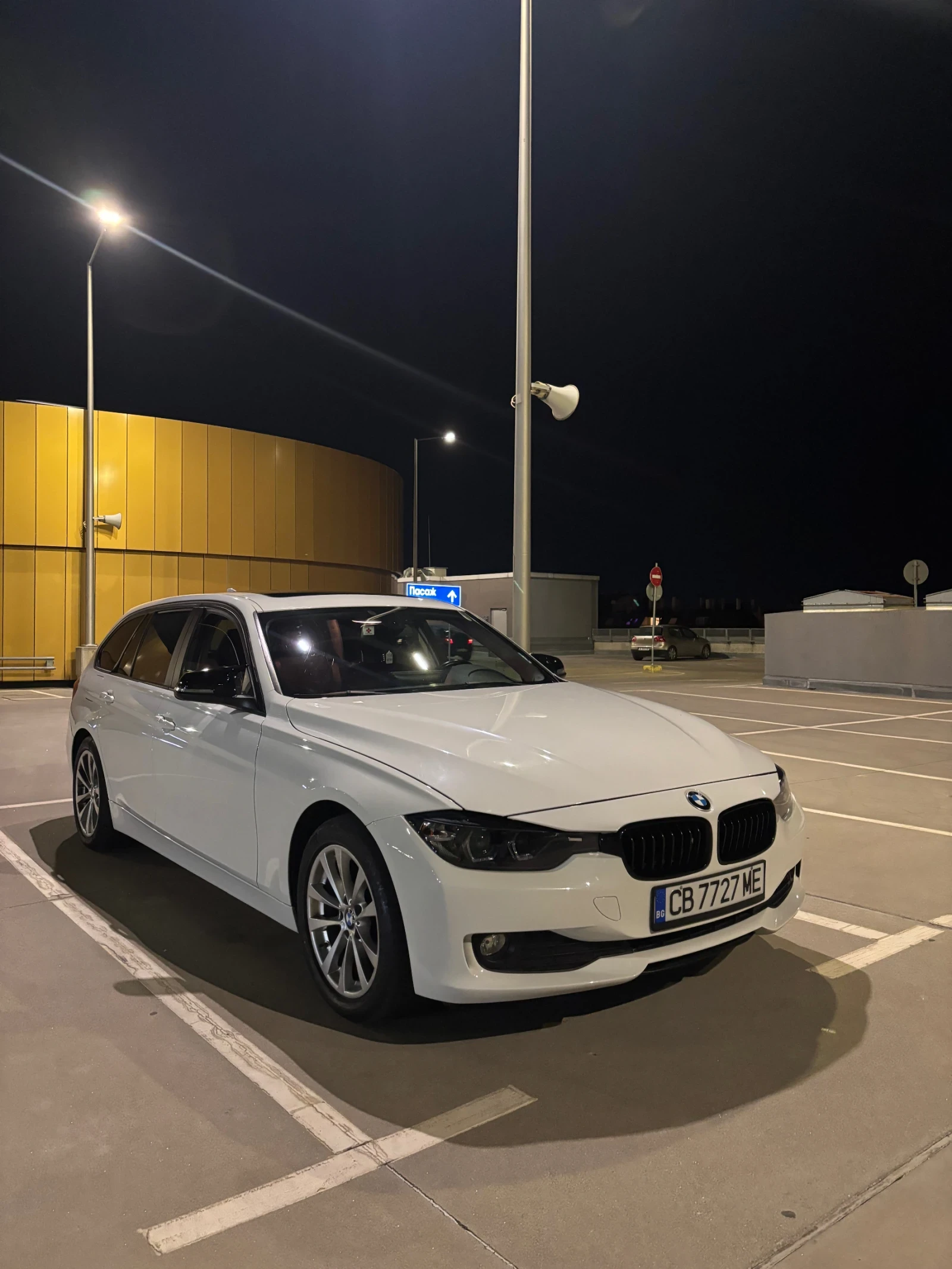 BMW 320 PANO, Keyless, START/STOP, CarPlay - изображение 2