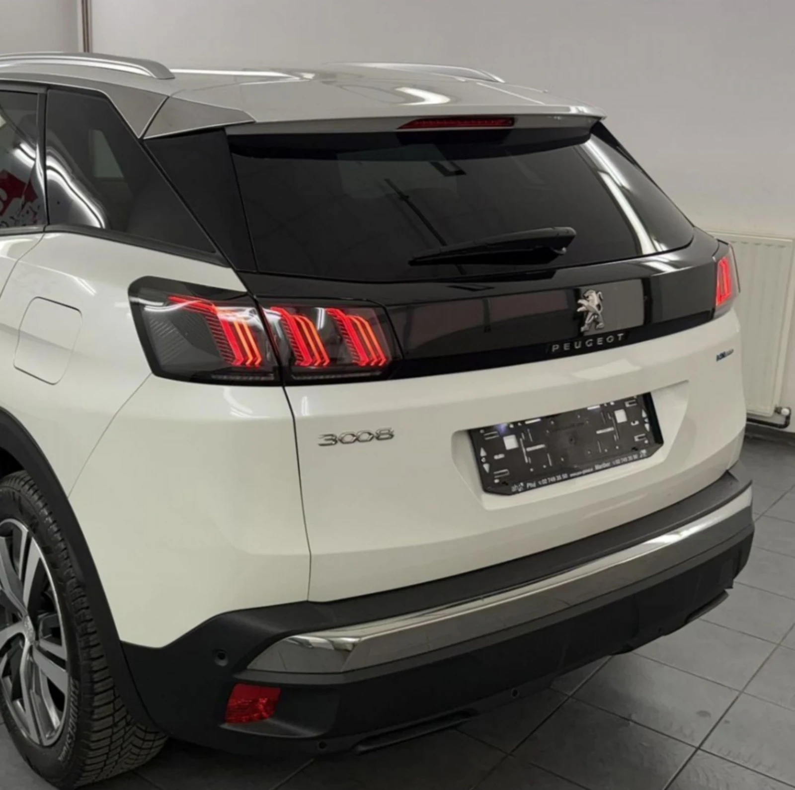 Peugeot 3008 1, 6 Plug-in Hybrid 225 Allure Pack.Kamera.Navi - изображение 3