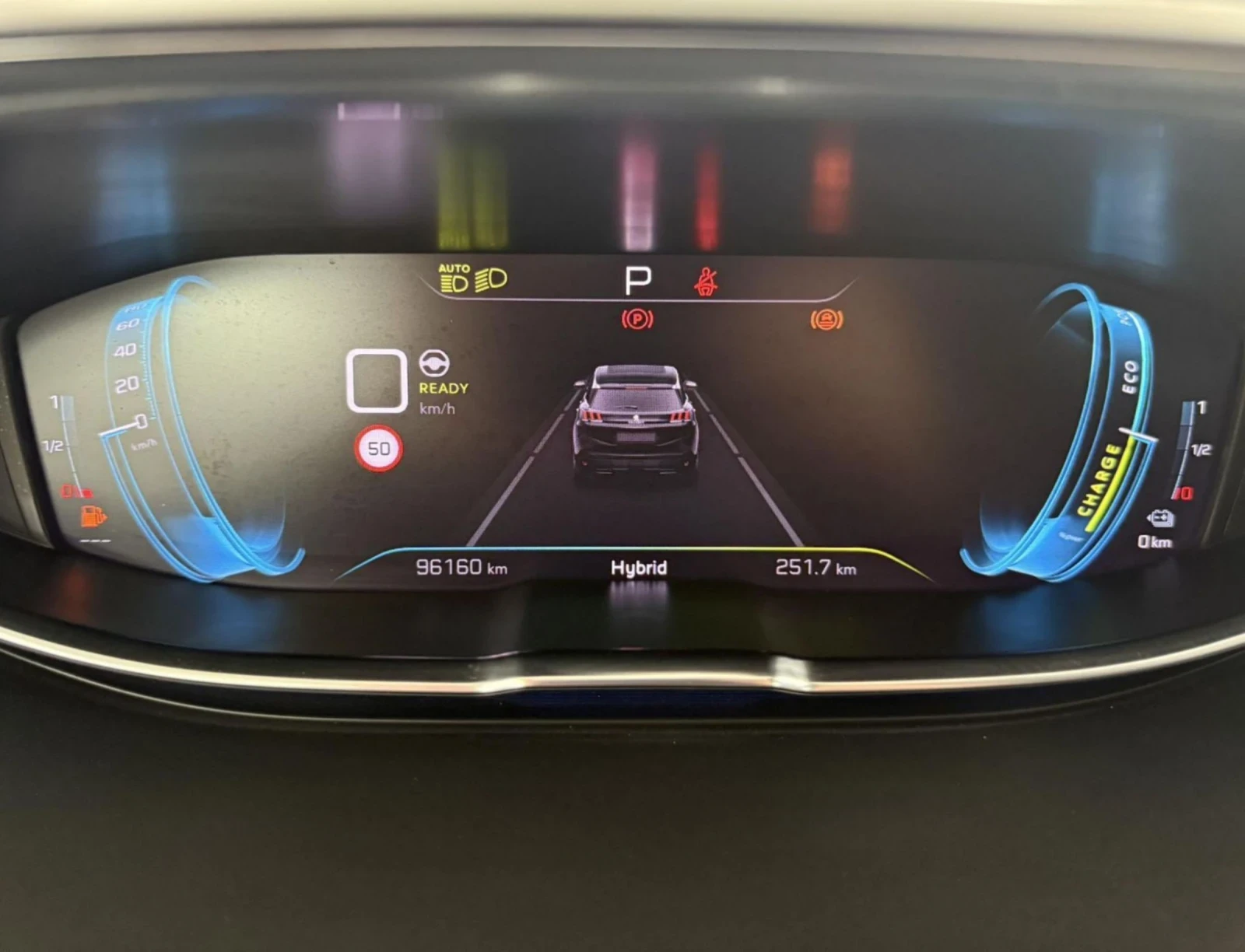 Peugeot 3008 1, 6 Plug-in Hybrid 225 Allure Pack.Kamera.Navi - изображение 10