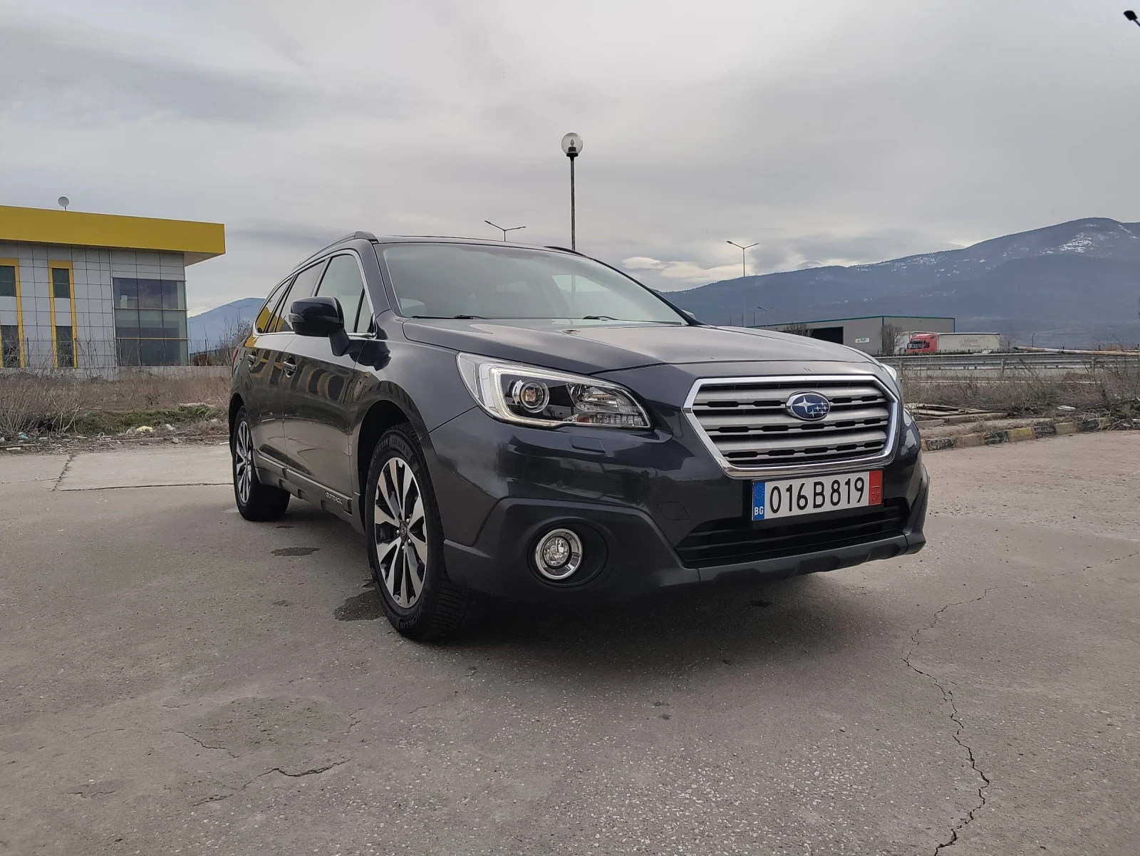 Subaru Outback 2.5i Swiss Full Distronic Line Assist Euro 6 | Mobile.bg � ����������� 1