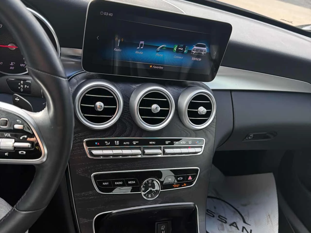 Mercedes-Benz C 300 /CAMERA/ПОДГРЕВИ, снимка 9 - Автомобили и джипове - 53956547