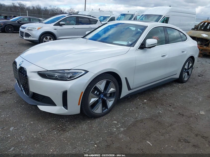 BMW i4 * Gran Coupe* xDrive40* 