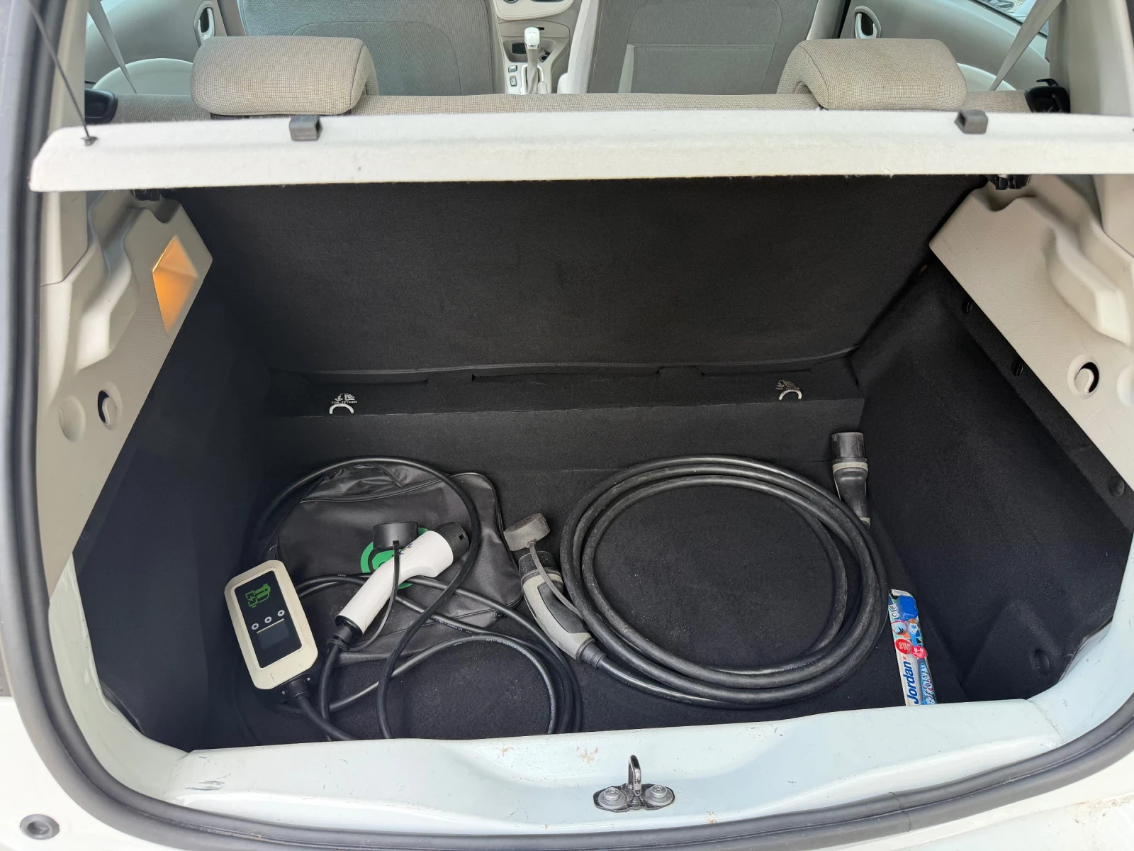 Renault Zoe 22 kw-Всичко налично, снимка 9 - Автомобили и джипове - 54900123