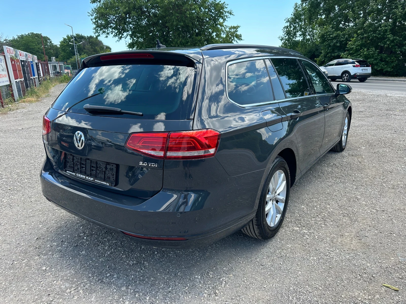 VW Passat 2.0tdi, DSG, Navigation, Distronic!, снимка 7 - Автомобили и джипове - 55042931