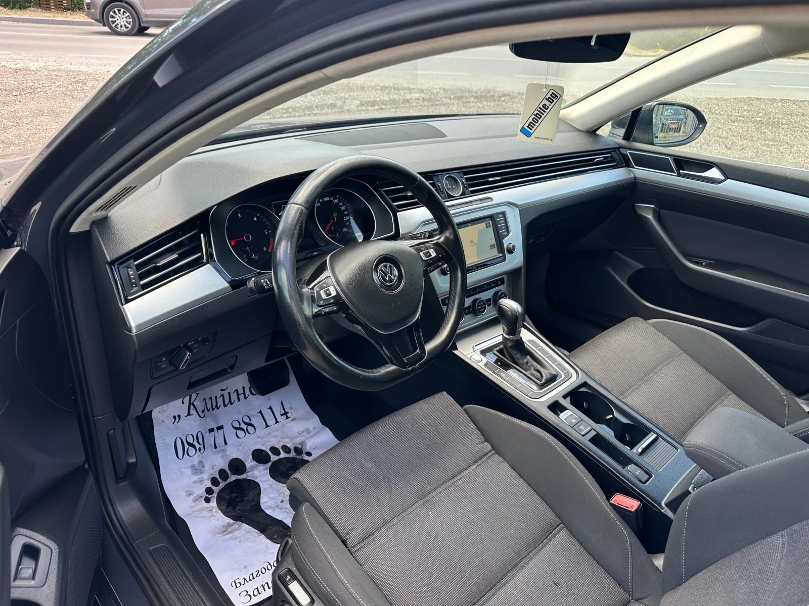 VW Passat 2.0tdi, DSG, Navigation, Distronic!, снимка 11 - Автомобили и джипове - 55042931