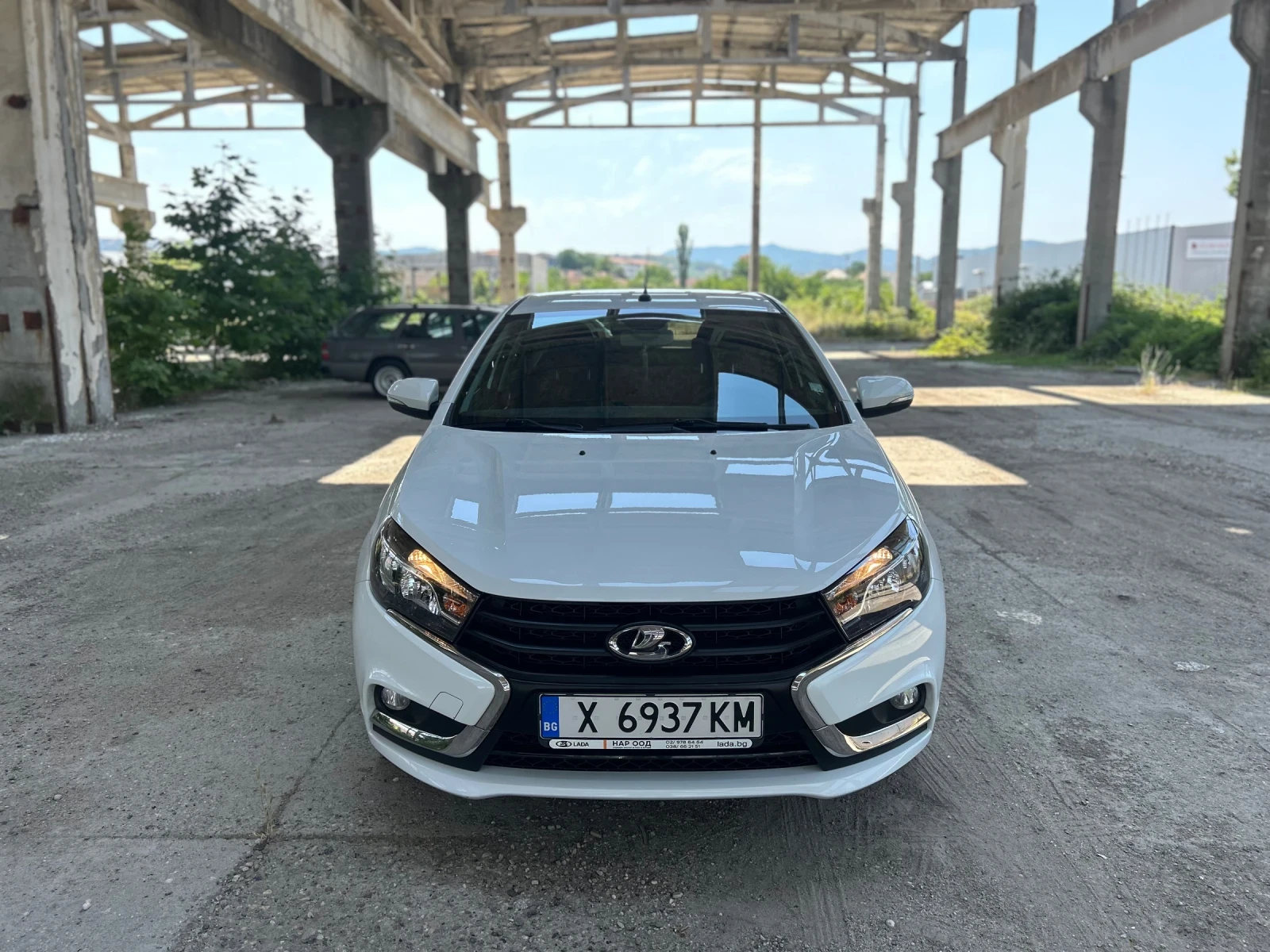 Lada Vesta 1.6i , снимка 3 - Автомобили и джипове - 55138204