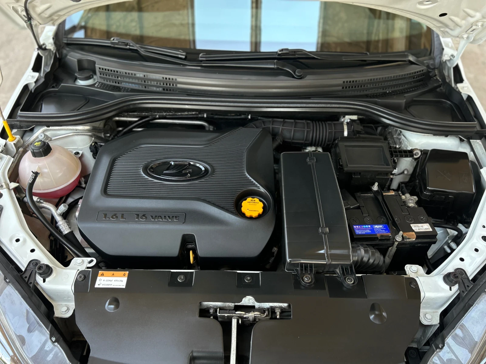 Lada Vesta 1.6i , снимка 13 - Автомобили и джипове - 55138204
