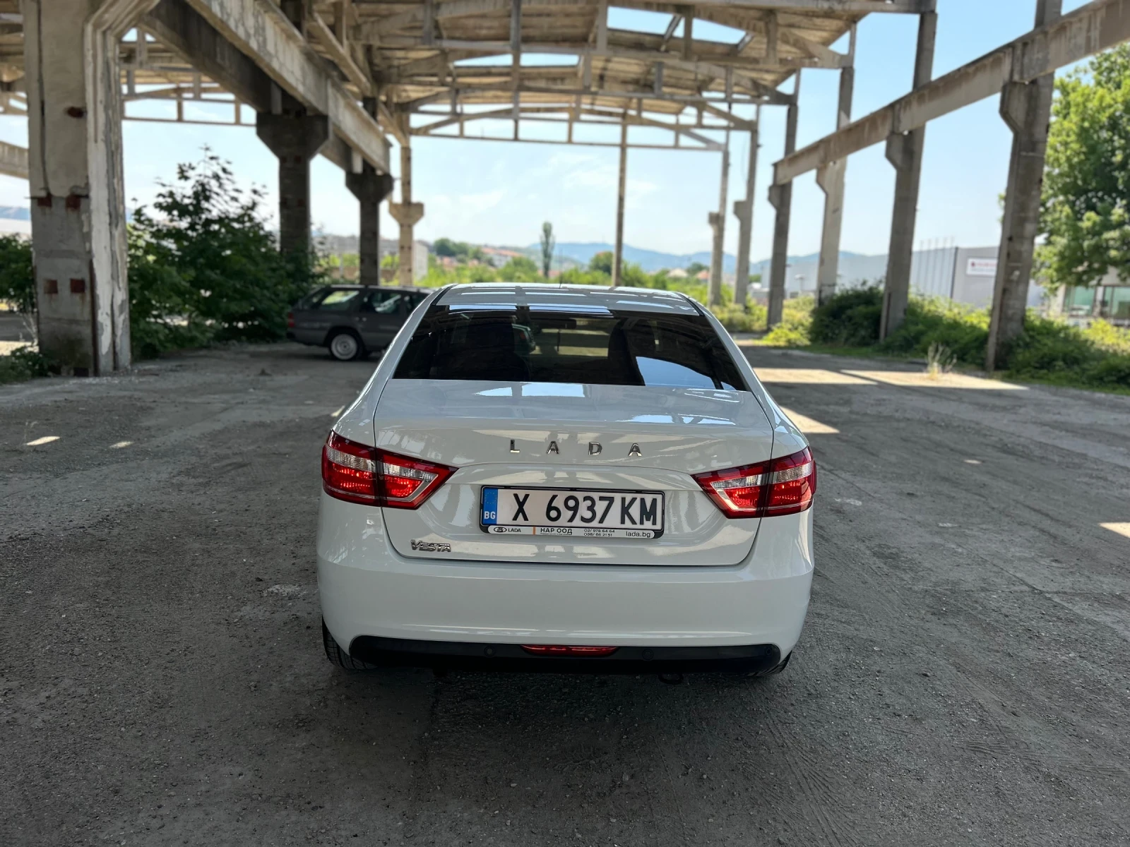Lada Vesta 1.6i , снимка 5 - Автомобили и джипове - 55138204