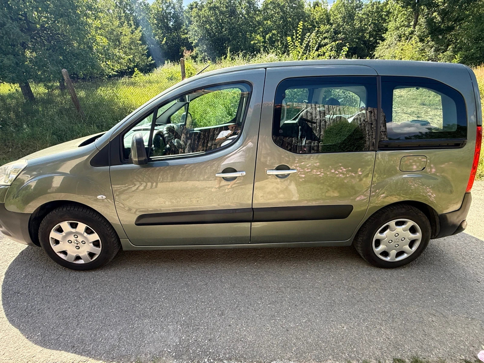 Peugeot Partner, снимка 5 - Автомобили и джипове - 55192774