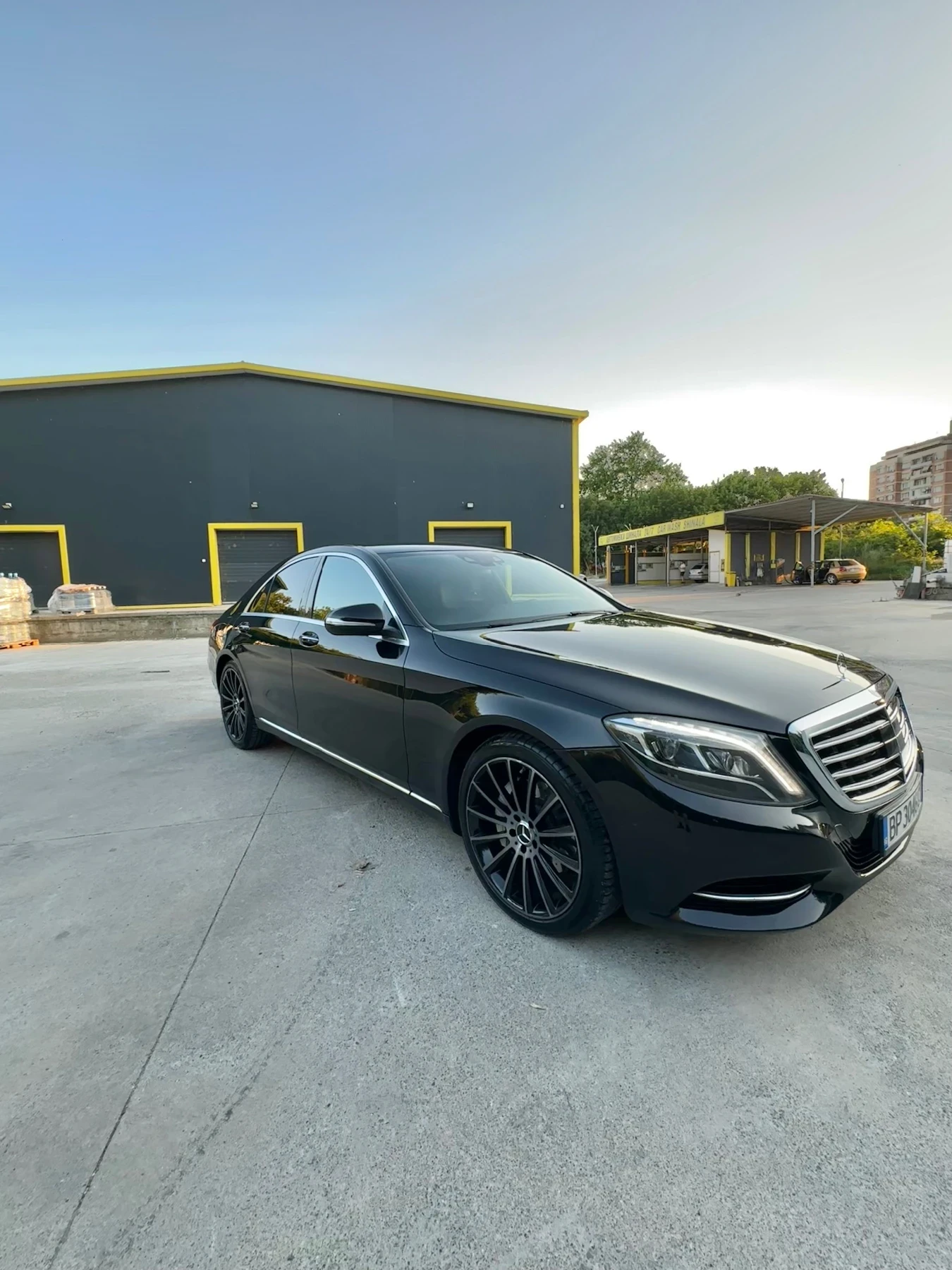 Mercedes-Benz S 350 * 9G-Tronic* Blutec * DIST-PLUS * MASSAGE* , снимка 2 - Автомобили и джипове - 55449143