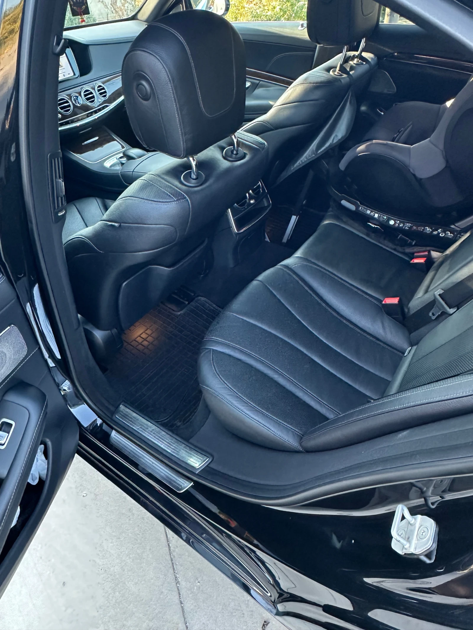 Mercedes-Benz S 350 * 9G-Tronic* Blutec * DIST-PLUS * MASSAGE* , снимка 13 - Автомобили и джипове - 55449143