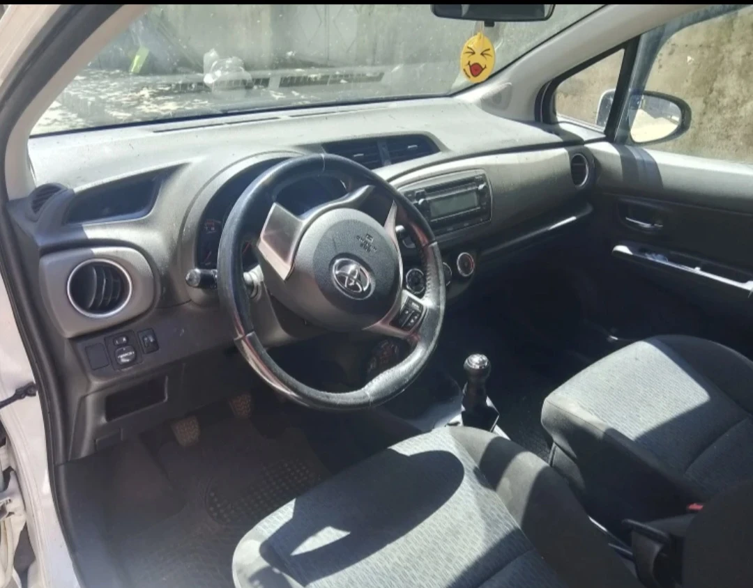 Toyota Yaris, снимка 12 - Автомобили и джипове - 55513197