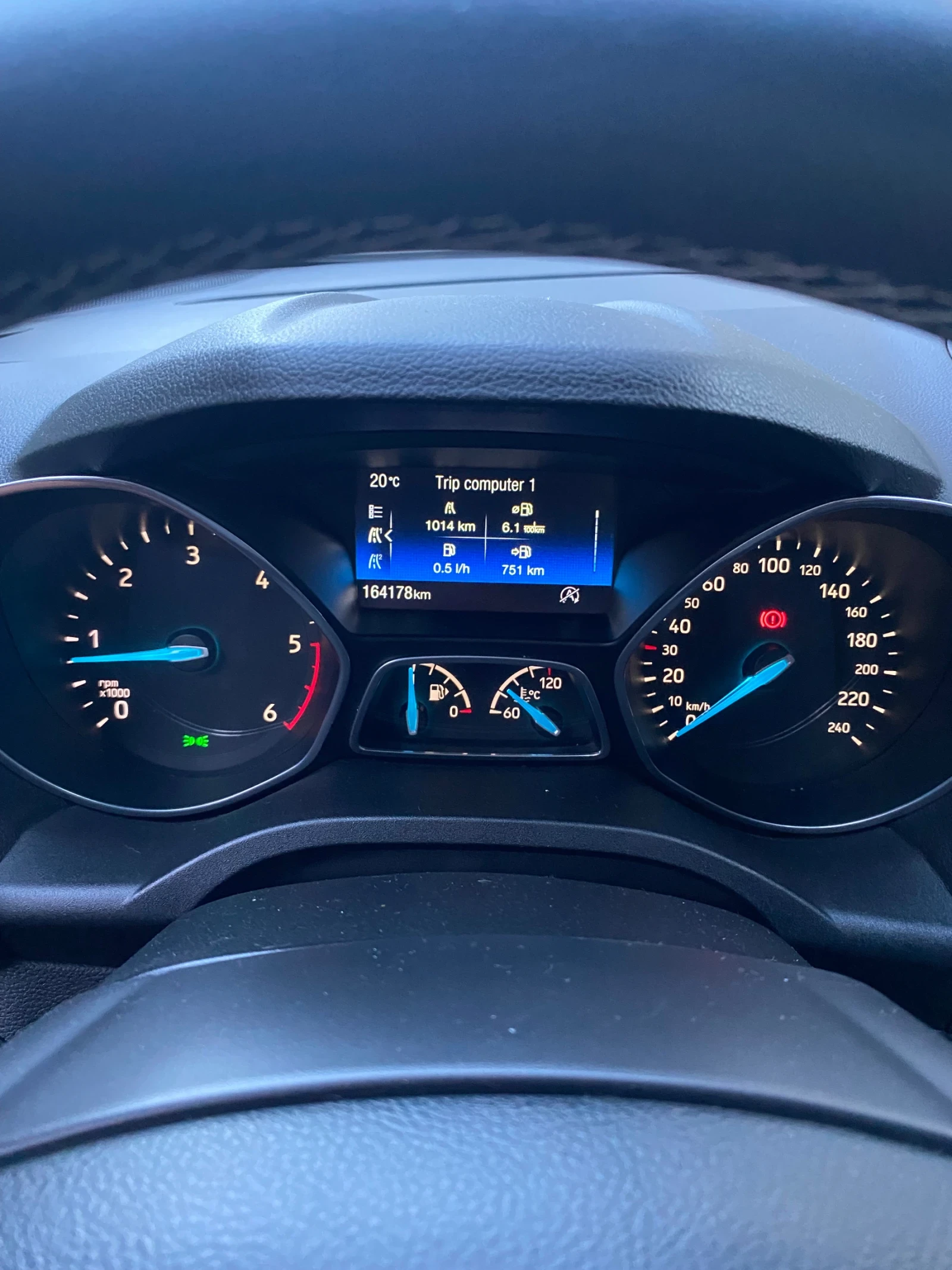 Ford C-max, снимка 14 - Автомобили и джипове - 56011529