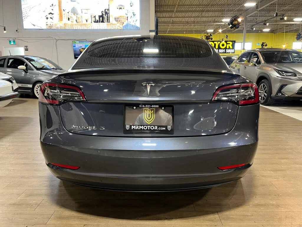 Tesla Model 3 АвтоКредит * (ЦЕНА ДО БГ), снимка 4 - Автомобили и джипове - 56612578