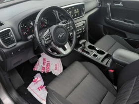 Kia Sportage * EX * CARFAX * KEYLESS * ДВА КЛЮЧА, снимка 6