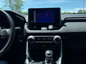 Toyota Rav4 * XLE * АВТОКРЕДИТ * ОТ ПРЕДСТАВИТЕЛСТО, снимка 9