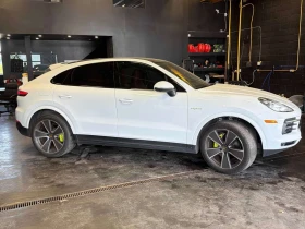 Porsche Cayenne * E Hybrid * CARFAX * ЦЕНА ДО БГ, снимка 3
