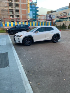 Lexus UX 250h UX250h 4x4, снимка 2