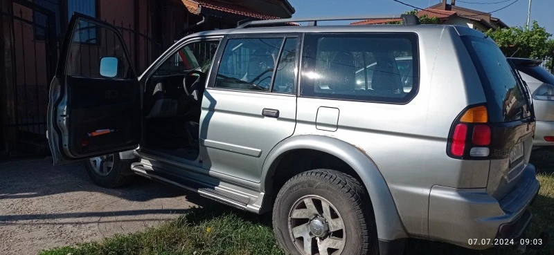 Mitsubishi Pajero sport, снимка 6 - Автомобили и джипове - 46498327