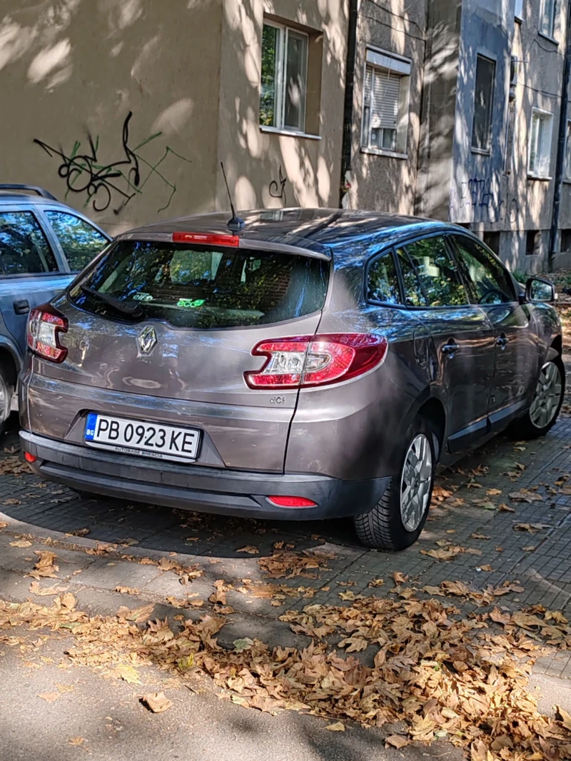 Renault Megane, снимка 4 - Автомобили и джипове - 47657057