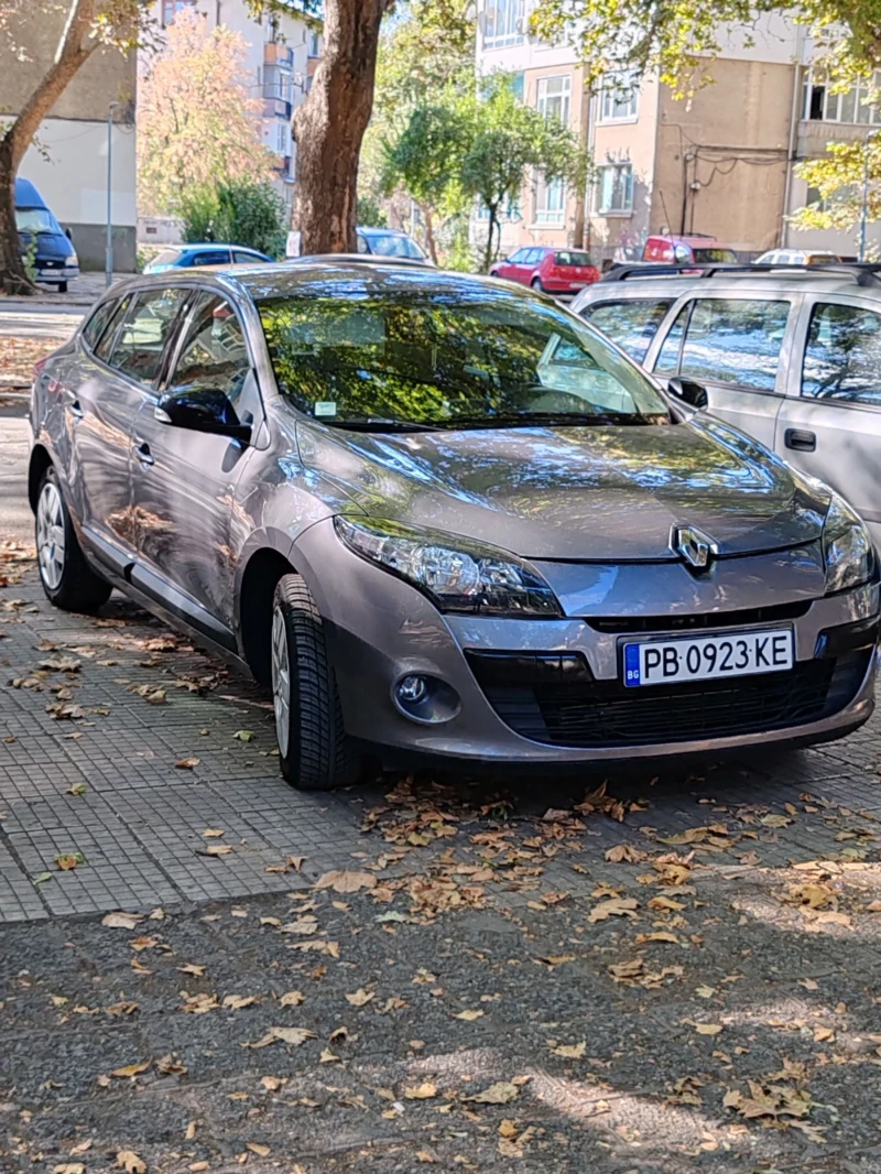 Renault Megane, снимка 2 - Автомобили и джипове - 47657057