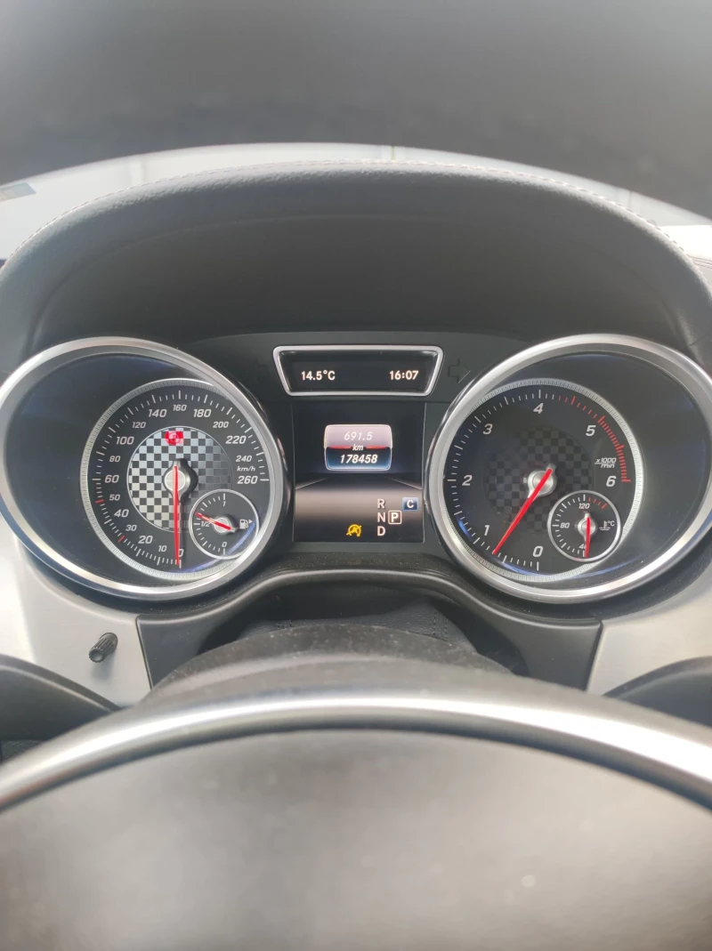 Mercedes-Benz GLE Coupe 350 D 4 MATIC, снимка 6 - Автомобили и джипове - 52617858