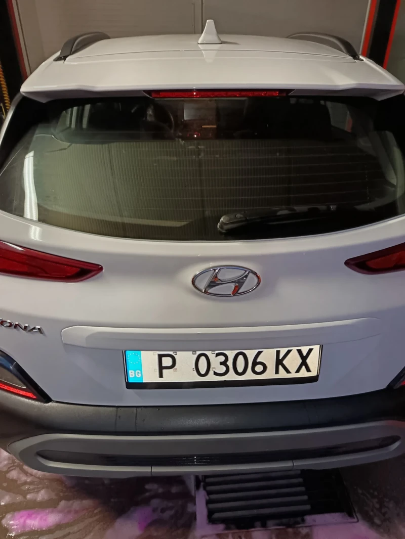 Hyundai Kona, снимка 11 - Автомобили и джипове - 52338588