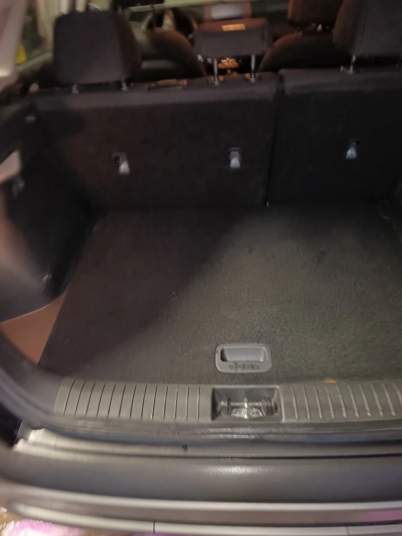 Hyundai Kona, снимка 15 - Автомобили и джипове - 52338588