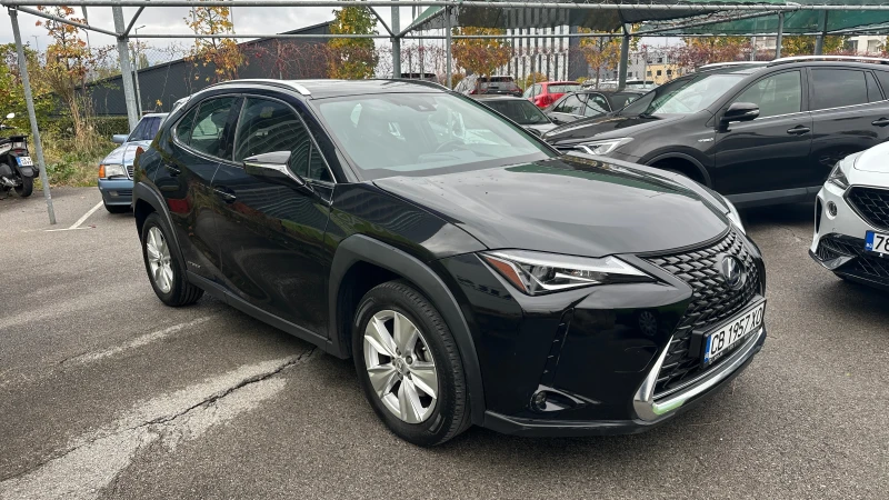 Lexus UX 250h 2.0 Hybrid, Гаранция, снимка 2 - Автомобили и джипове - 52721455